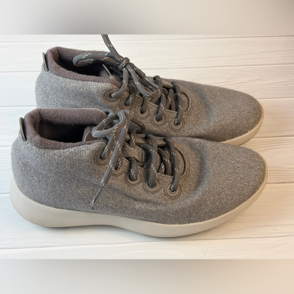 Allbirds WRUM Wool Runners Gray High Top Sneakers Womens Size 9